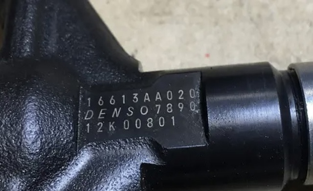 Форсунка інжектора 16613AA020 SUBARU