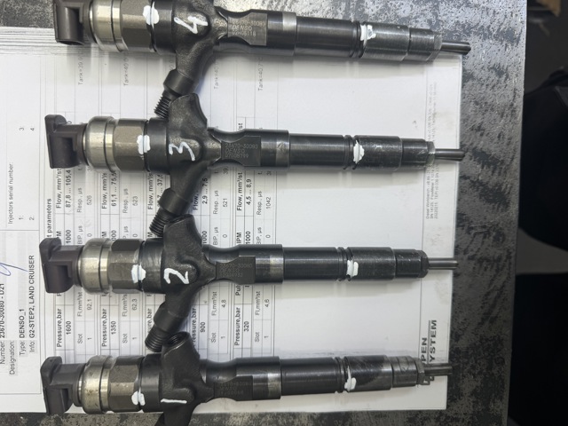 Форсунки електромагнітні 2367030140 DENSO