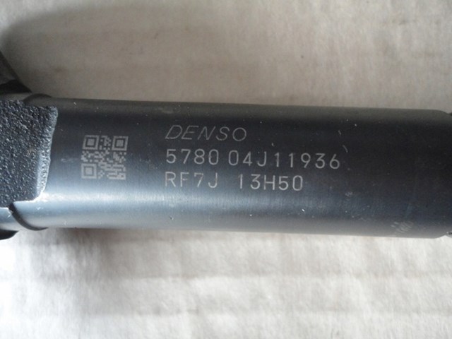 Форсунка вприску палива RF7J13H50 DENSO