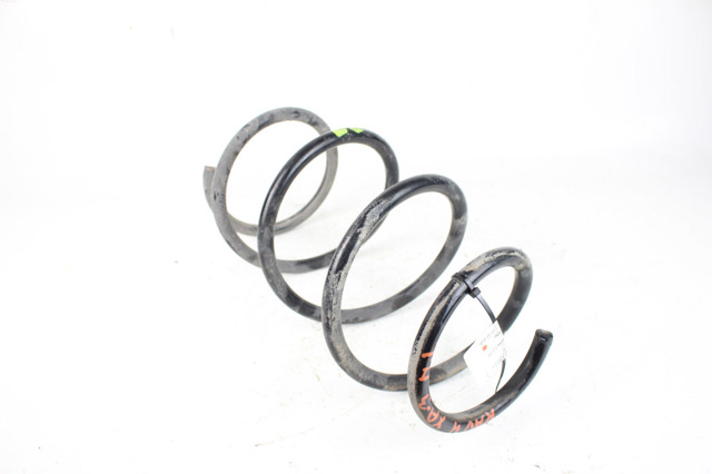 Пружина передньої підвіски Toyota RAV4 3