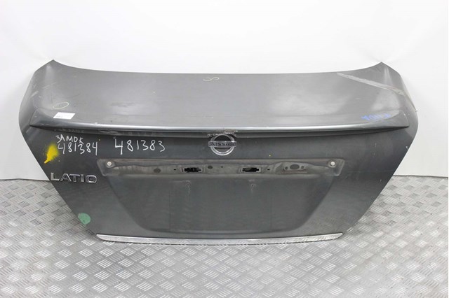 Кришка багажника седан із спойлером H4300EM1MA