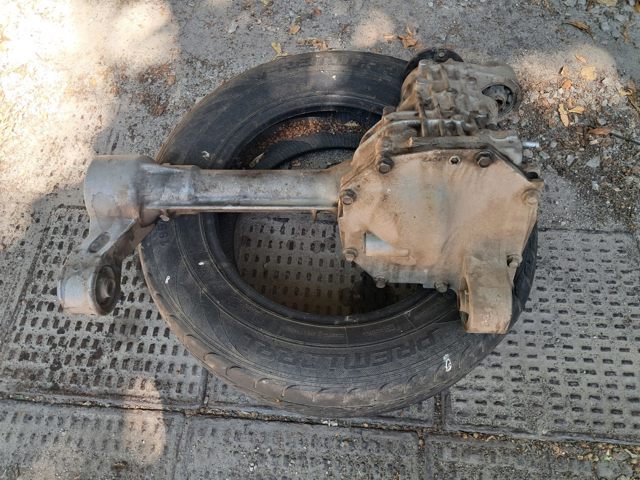 Редуктор переднього моста 38500EA400 NISSAN