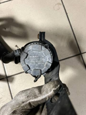 Помпа водяна, (насос) охолодження, додатковий електричний 04L965567A VAG