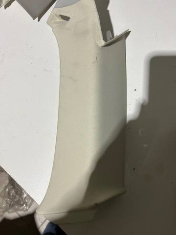 Обшивка стійки кузова внутрішня, задня ліва 3G9867241 VAG