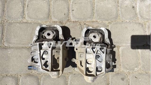 Права опора двигуна 4M0199256AJ VAG