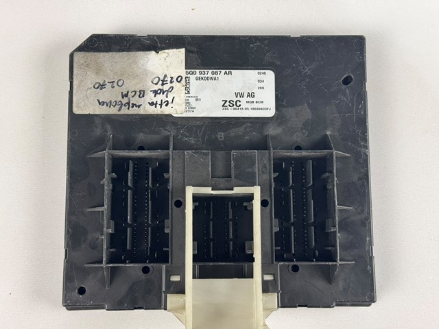 Блок комфорту 5Q0937087AR VAG