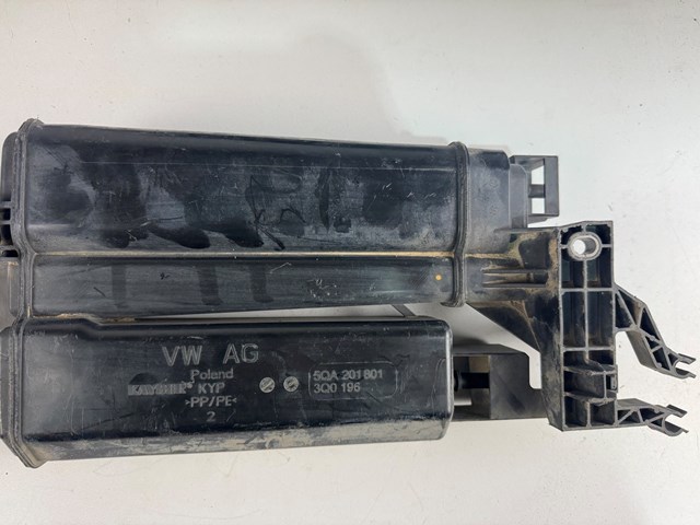 Адсорбер парів палива 5QA201801 VAG