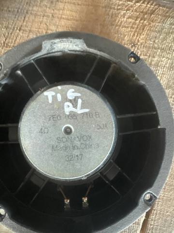 Динамік задній 7E0035710B VAG