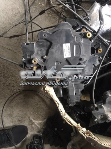 Замок і ручки (передніх) дверей 7H0843654BB VAG