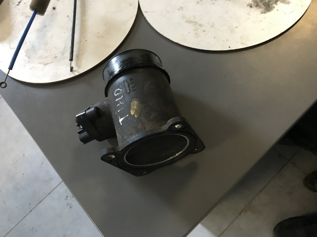 Датчик впуску повітря 226805U400 NISSAN