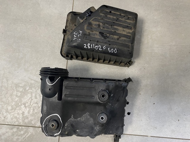 Корпус повітряного фільтра 281102F500 HYUNDAI