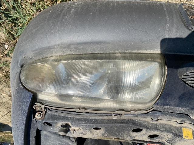 Фара ліва передня 301049201 FORD