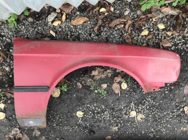 Переднє праве крило 41351953032 BMW