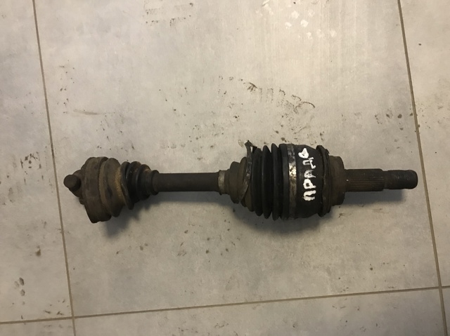 Привід передній правий 4343060060 TOYOTA
