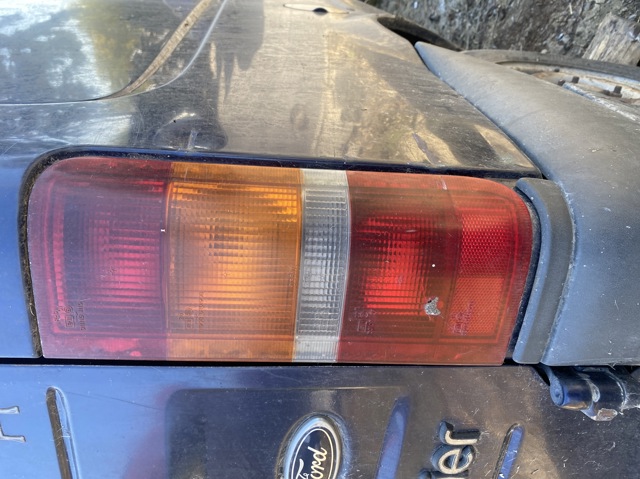 Задній правий стоп 4505431 FORD