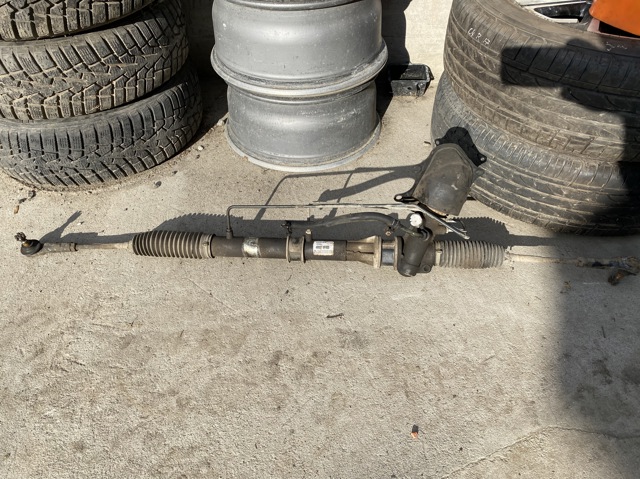 Рейковий рульовий механізм 490019F600 NISSAN