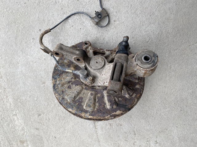 Кулак поворотний лівий 527502F110 HYUNDAI