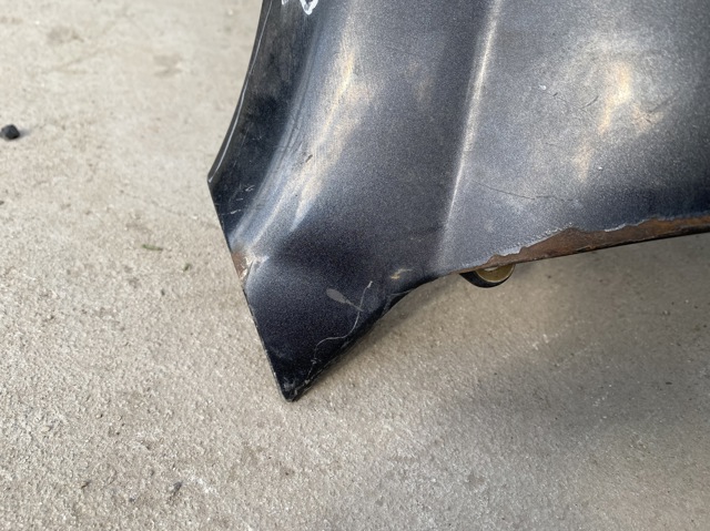 Переднє праве крило 57110AG0809P SUBARU