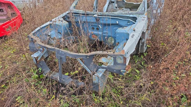 Панель передня 625004M630 NISSAN