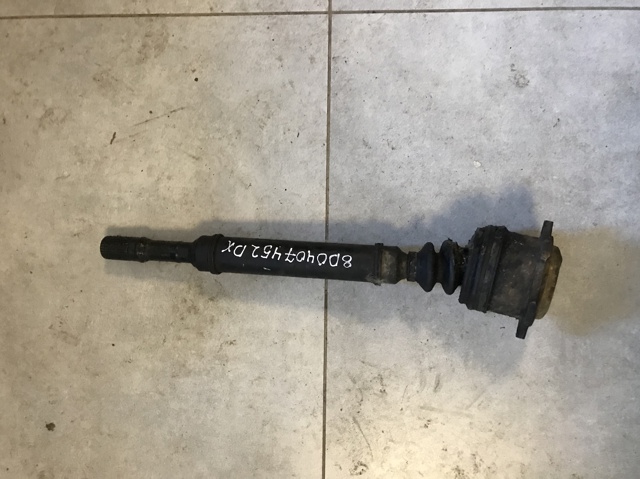Привід правий 8D0407452DX VAG