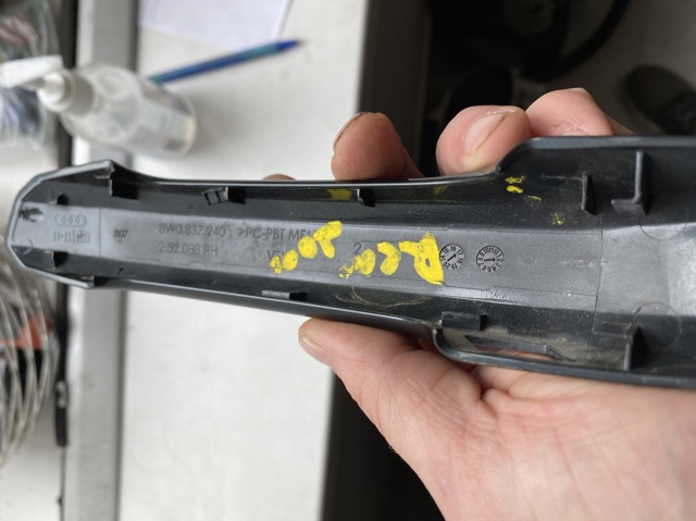 Накладка ручки дверей 8W0837240 VAG