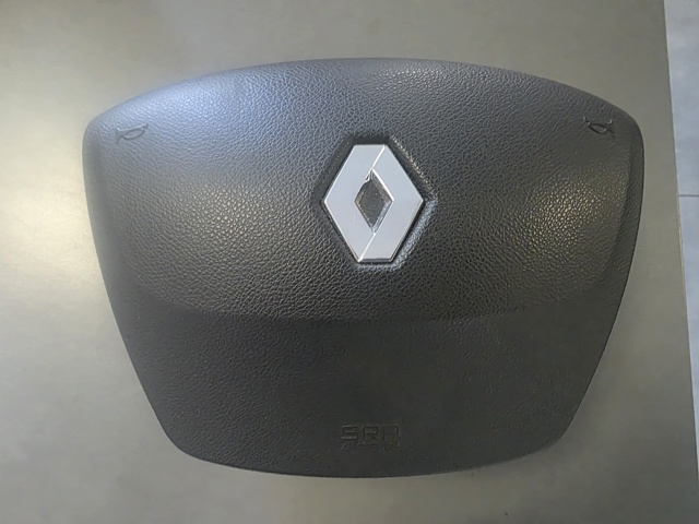Подушка AIRBAG передня ліва 985703696R RENAULT