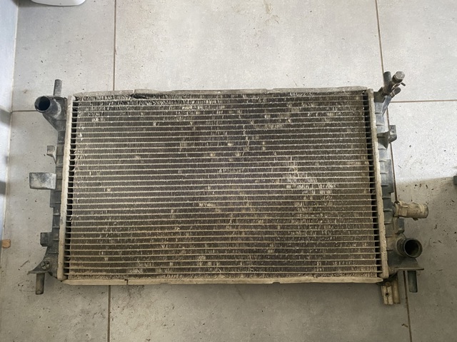 Радіатор водяний 98AB8005MF FORD