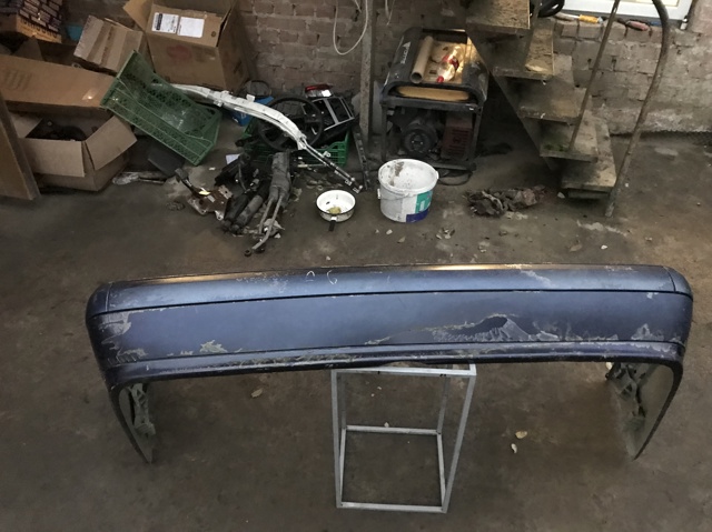 Кожух бампера заднього A2108852125 MERCEDES