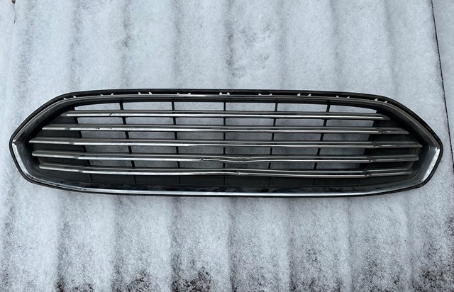 Решітка DS7Z8200BA FORD