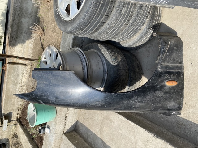 Переднє праве крило GA7B52111E MAZDA
