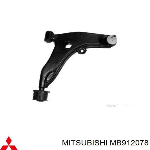 Правий важіль передній нижній підвіски MB912078 MITSUBISHI