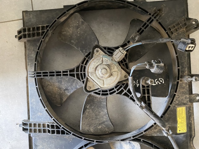 Двигун вентилятора системи охолодження MR314718 MITSUBISHI