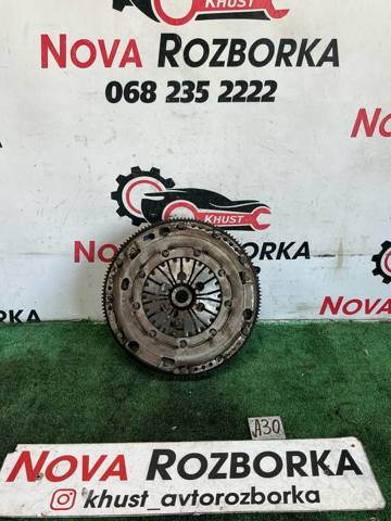 Маховик із зубчастим ободом в зборі 03L105266BT VAG