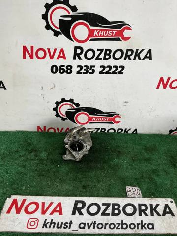 Дросільна заслінка в зборі 04L128063P VAG