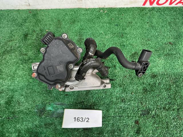 Дросільна заслінка в зборі 04L128063R VAG