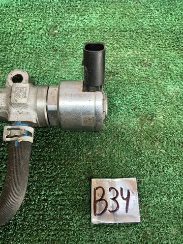 Регулятор тиску палива в паливній рейці 04L130764C VAG