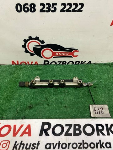 Рампа форсунок системи упорскування палива 06G133317 VAG