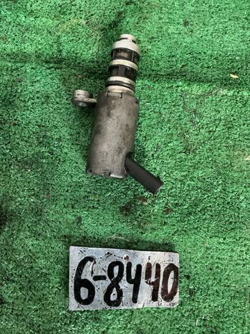Клапан електромагнітний положення (фаз) розподільного валу 06M115393D VAG