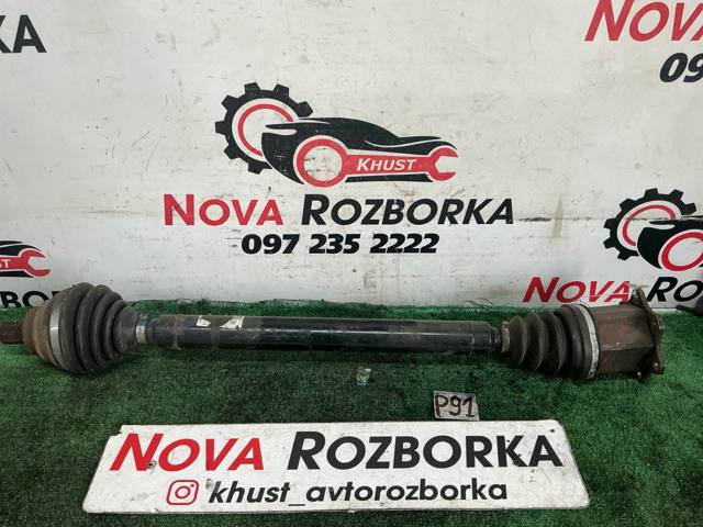 Піввісь передня, права 1K0407272ER VAG