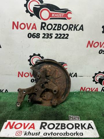 Цапфа поворотна права 1K0505436AC VAG