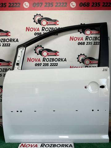 Дверь передня ліва 1T0831055AA VAG