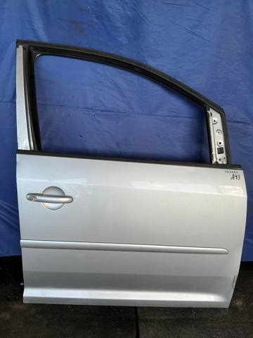 Дверка передня права 1T0831056AB VAG