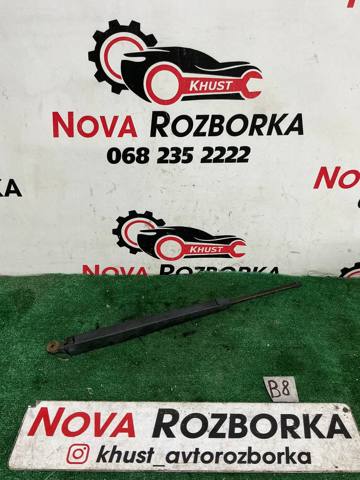 Важіль-поводок склоочисника заднього скла 1T0955707A VAG