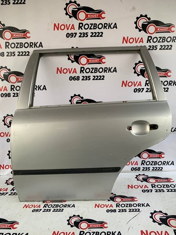 Двері пасажирськи задні ліві 1U9833051 VAG