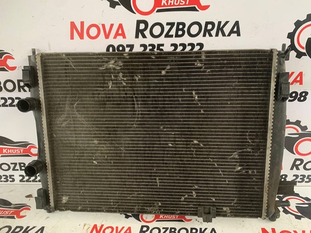 Радіатор охолодження 21400JD70A NISSAN
