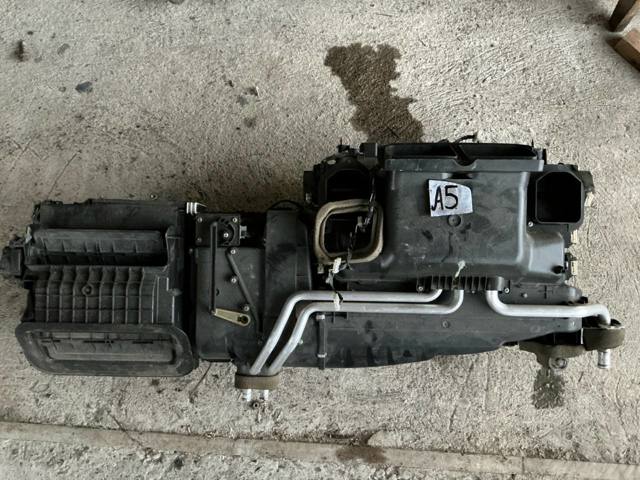 Корпус печі в зборі 2208300062 MERCEDES