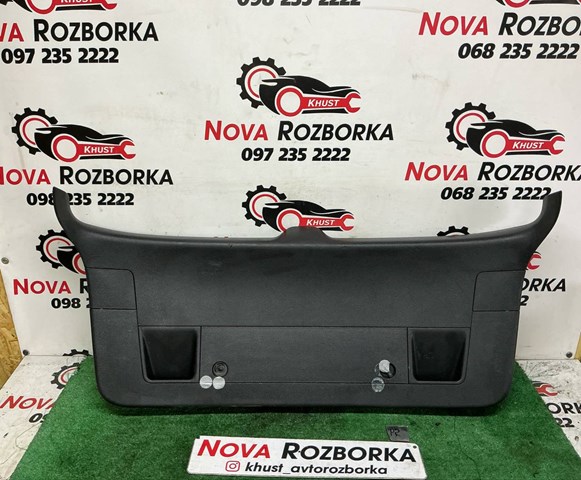 Обшивка-облицювання задніх дверей 3C9867605D VAG