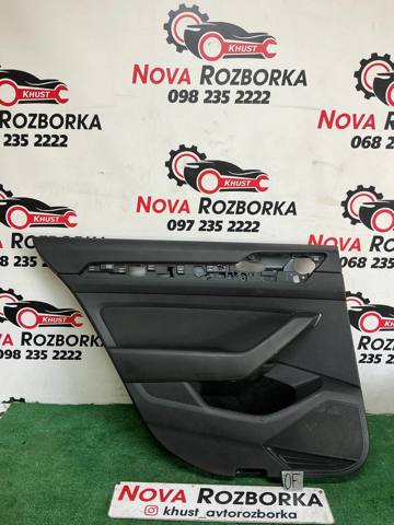 Внутрішня обшивка правих задніх дверей 3G5867211 VAG