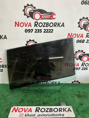 Скло заднє ліве 3G9845025 VAG