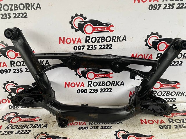 Балка задньої підвіски поперечна 3Q0505235H VAG